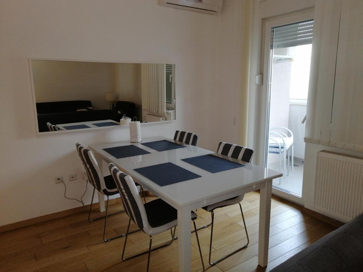 Apartment Aida Dida *